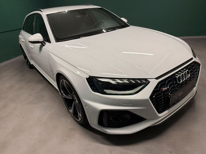 Audi RS4 2.9 TFSI quattro/AHK/Garantie2028/mtl.399 € — photo 8