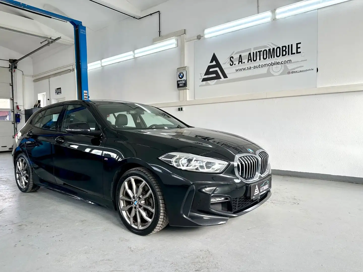 BMW 120 d xDrive M Sport*Panorama*Komfortzugang* Nero - 1