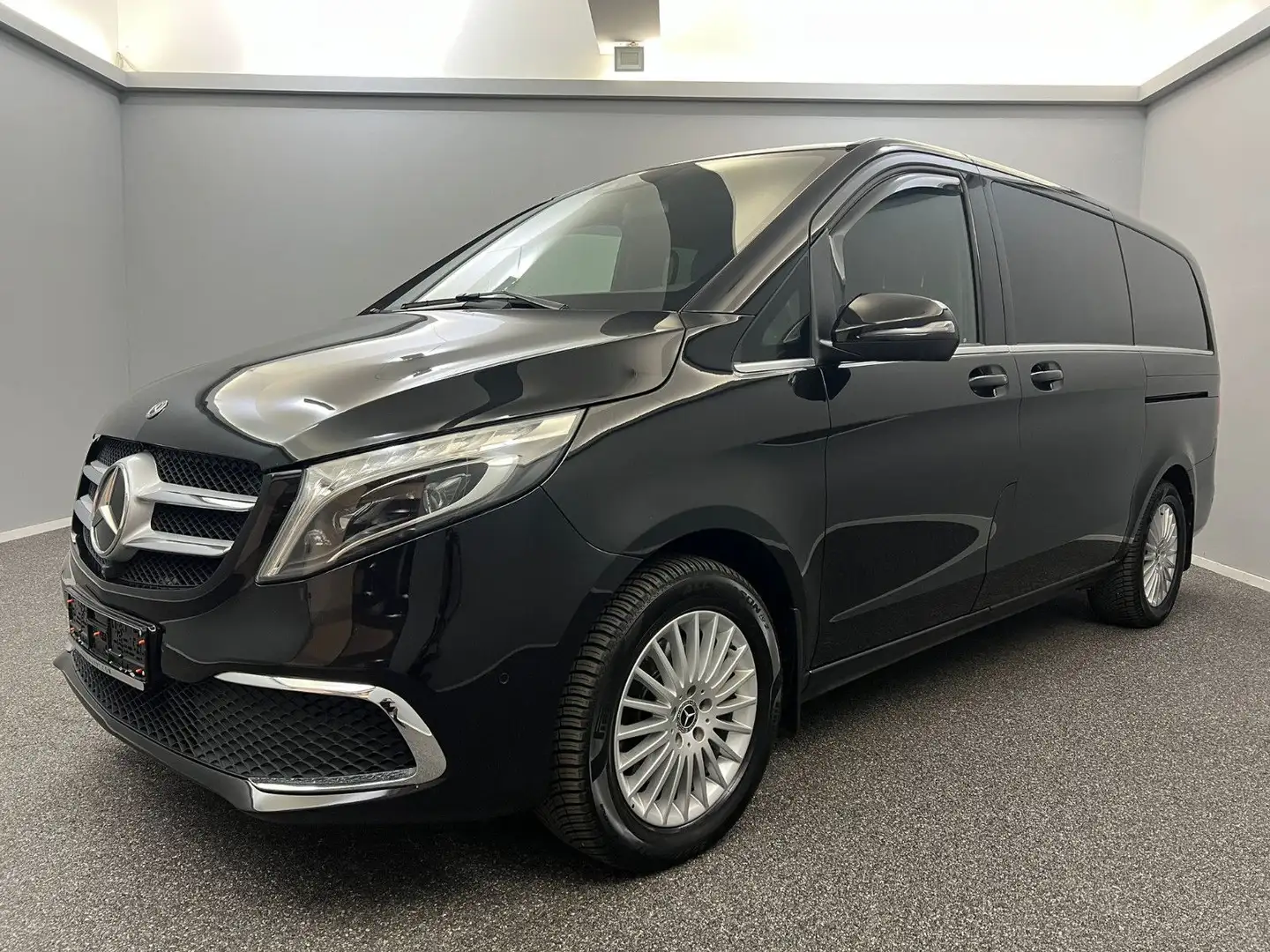 Mercedes-Benz V 300 EXCLUSIVE 4M LANG ACC 2x SCHIEBE*RAUTE*ACC Negro - 1