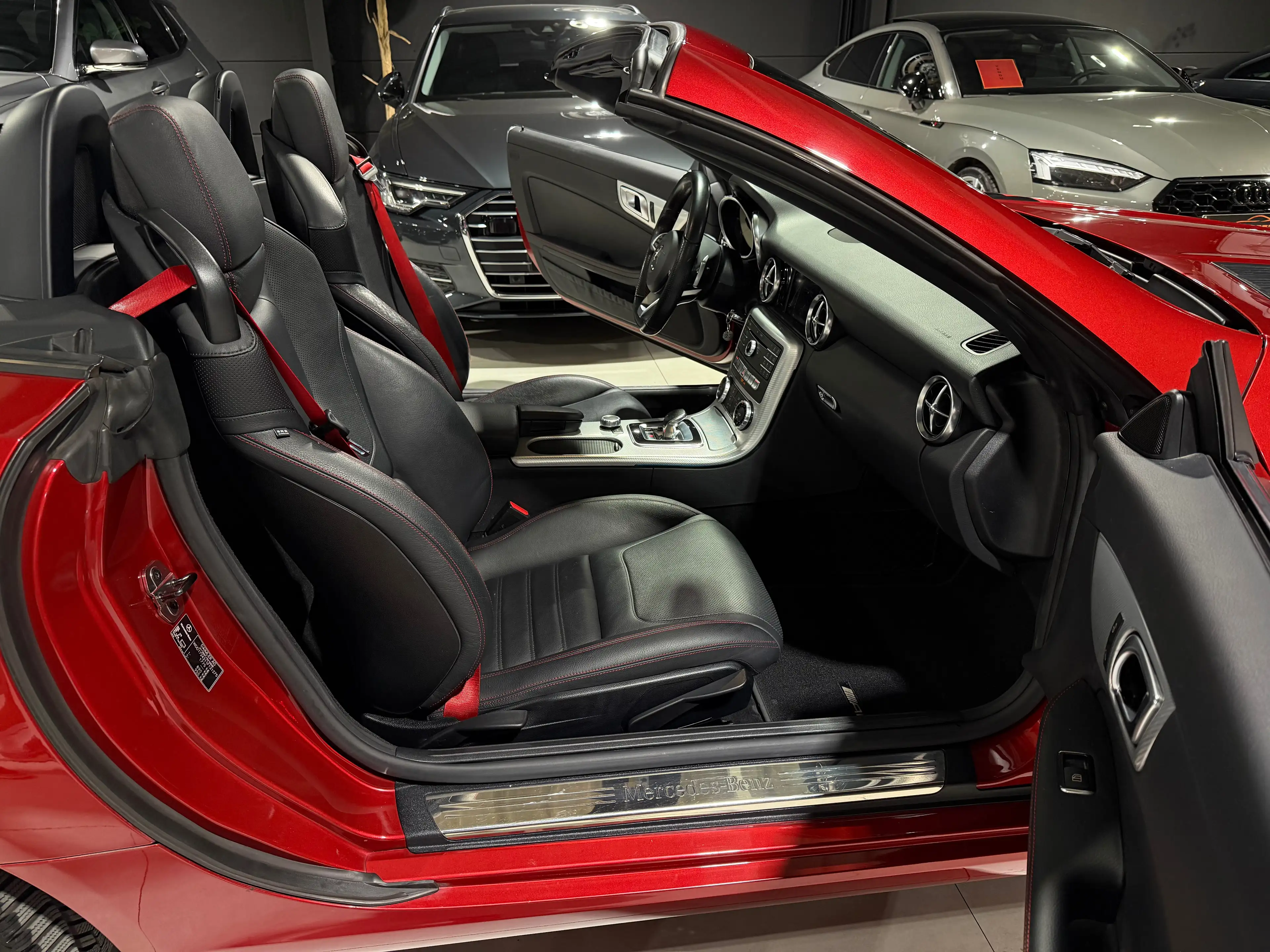 Mercedes-Benz SLC 180 PACK AMG AUTOMATIQUE 9G-TRONIC CUIR NAVIGATION PANO LED FULL FULL — photo 10