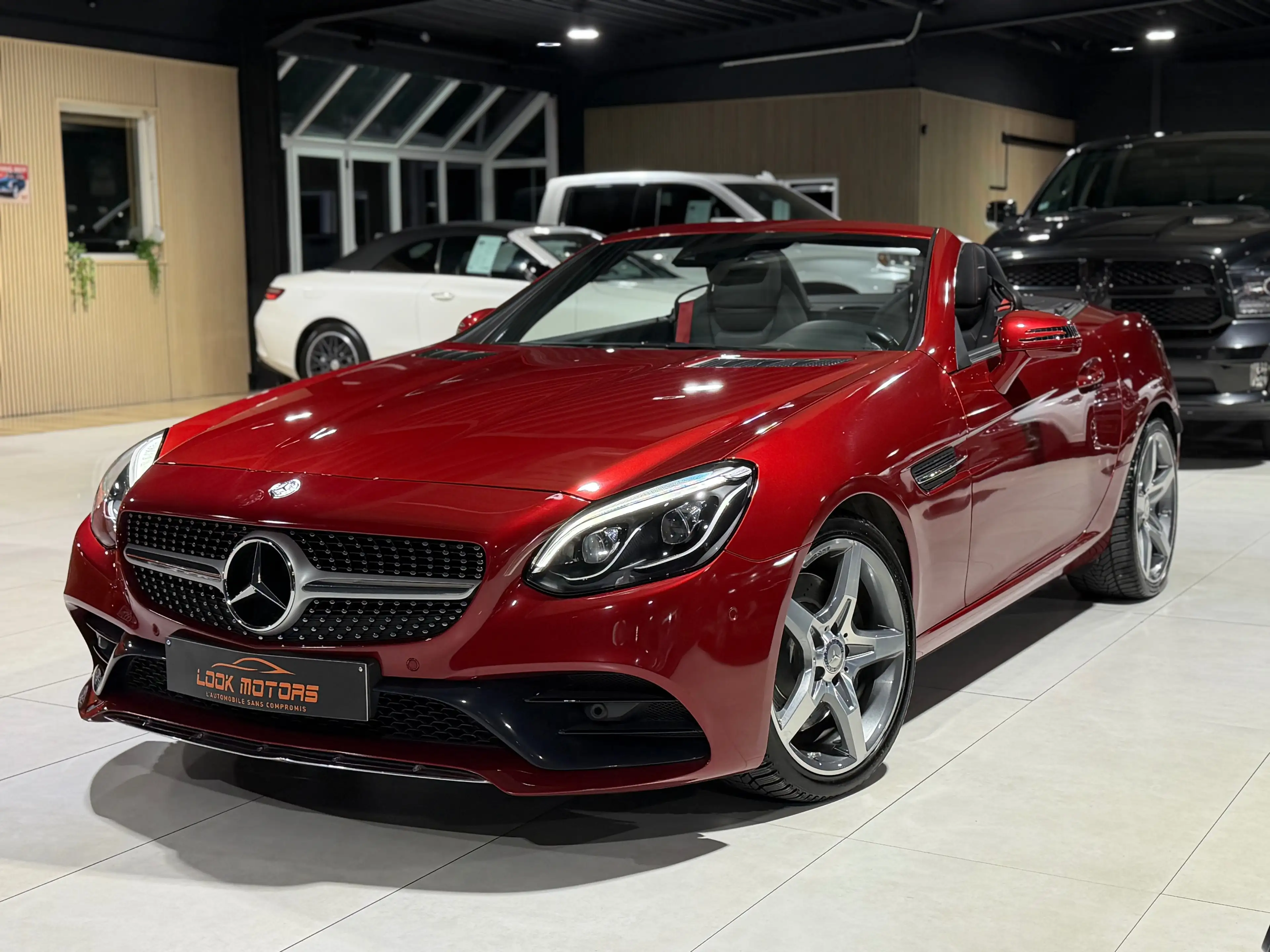 Mercedes-Benz SLC 180 PACK AMG AUTOMATIQUE 9G-TRONIC CUIR NAVIGATION PANO LED FULL FULL