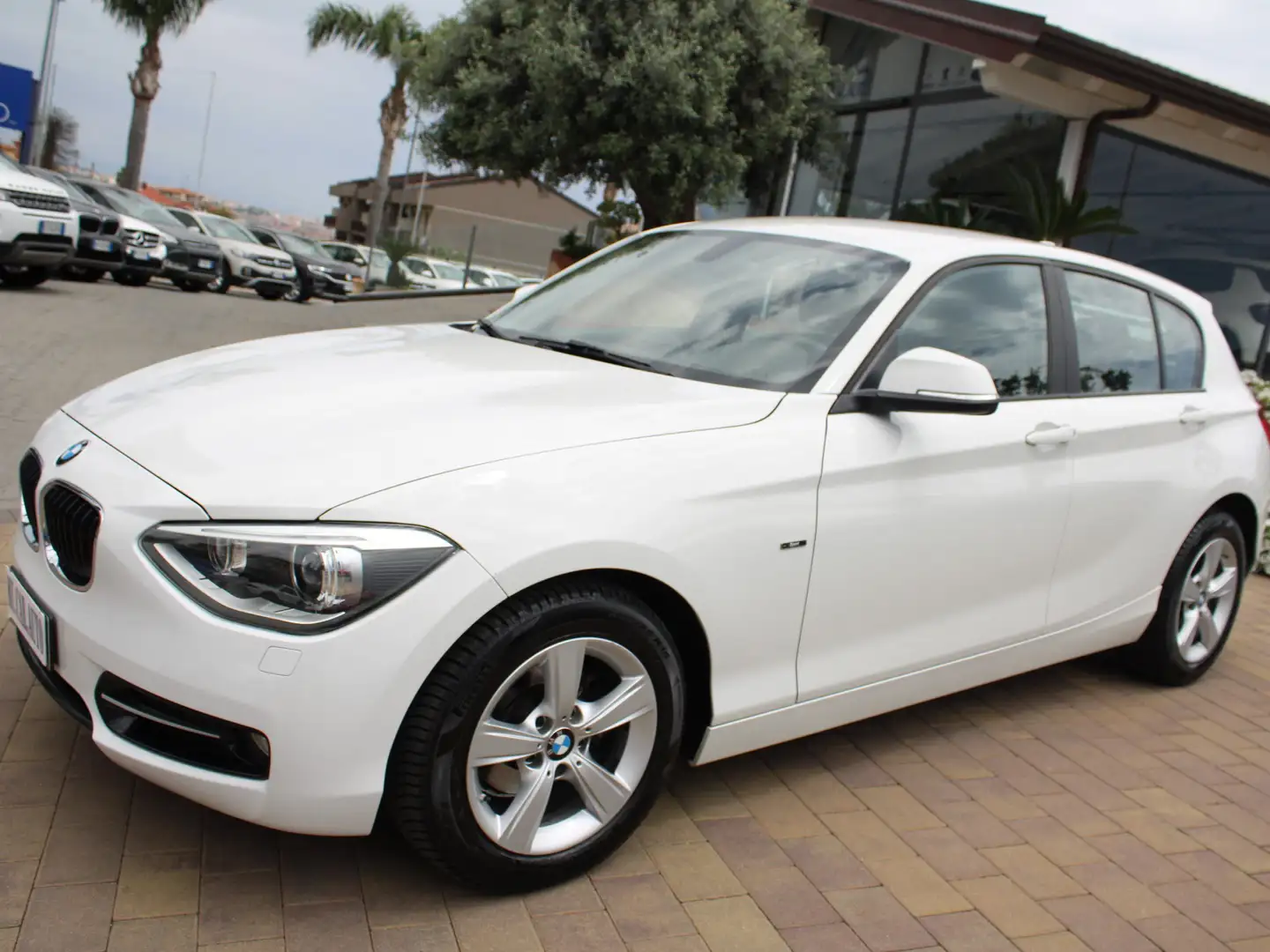 BMW 116 116d 5p Sport Blanc - 2