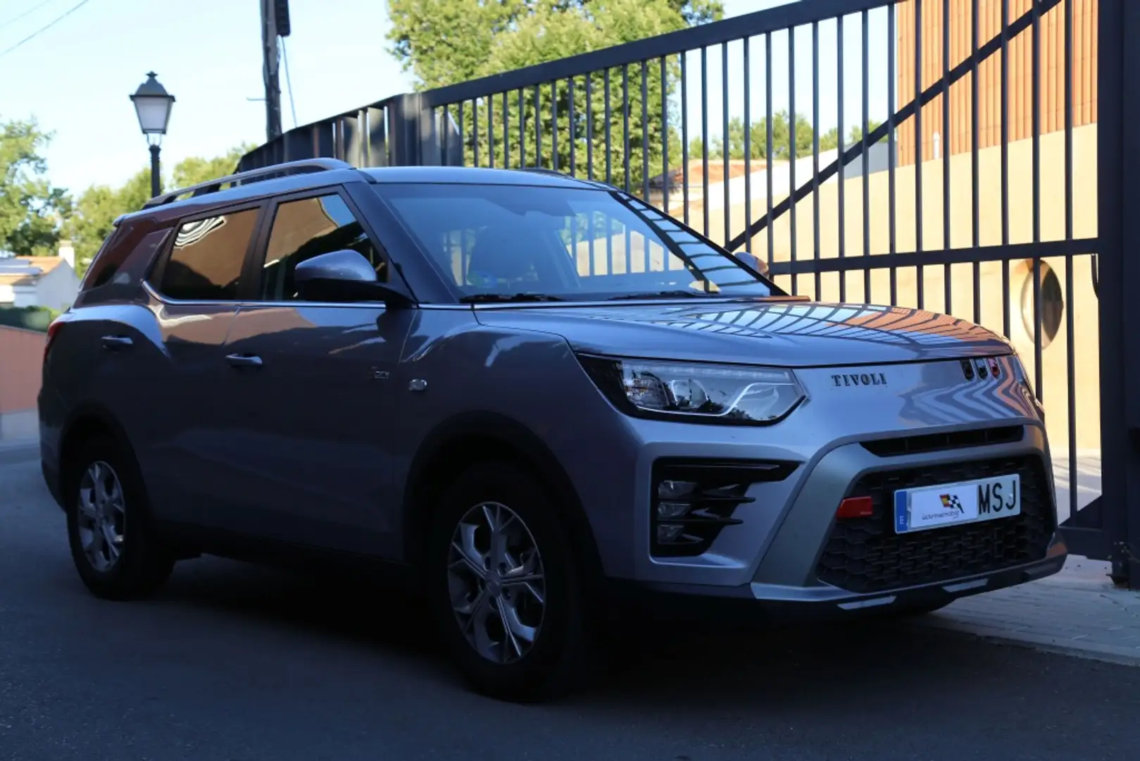 SsangYong Tivoli Grand G15 GLP Urban Plus 4x2 Gri - 1