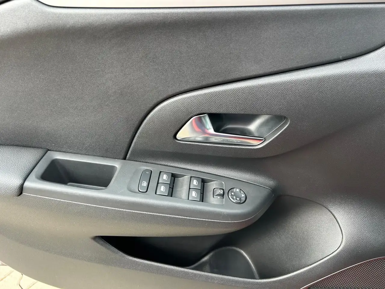 Opel Corsa 1.2i°LED°Kamera°100 PS°Winterpaket° — Vehicle gallery 16
