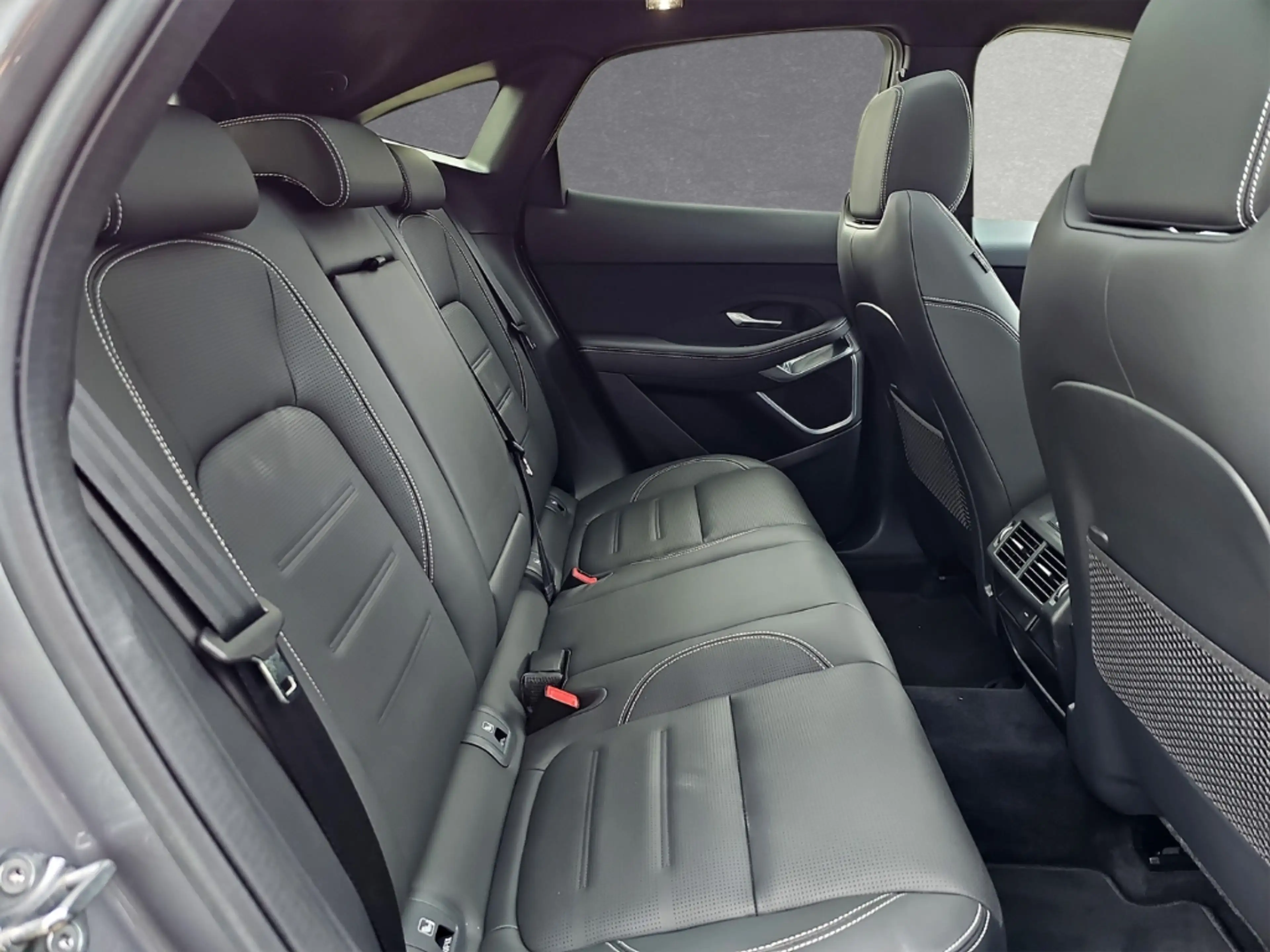 Jaguar E-Pace D200 AWD R- Dynamic HSE — photo 5