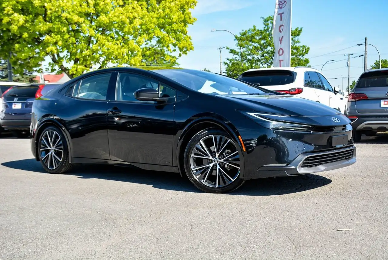 Toyota Prius снимка Toyota Prius
