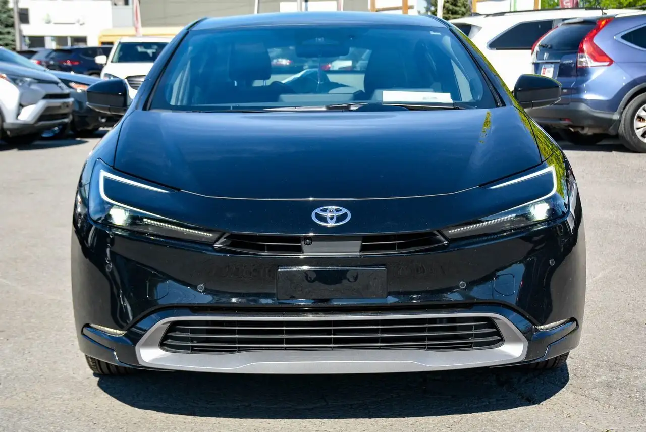 Toyota Prius снимка Toyota Prius