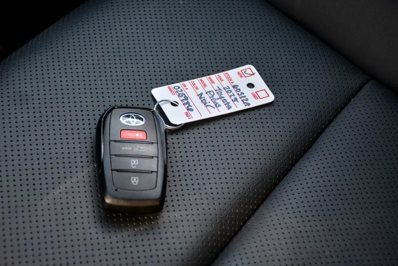 Toyota Prius снимка Toyota Prius