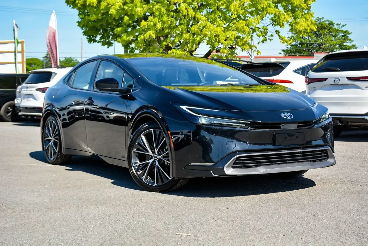 Toyota Prius снимка Toyota Prius