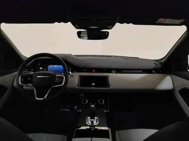 Land Rover Range Rover Evoque view 4