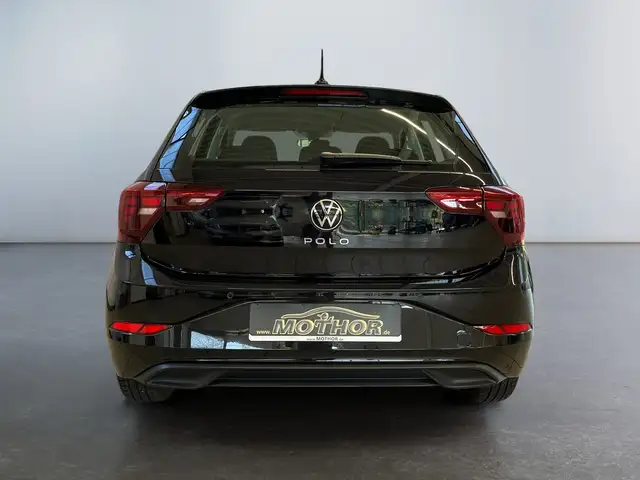 Volkswagen Polo view 5