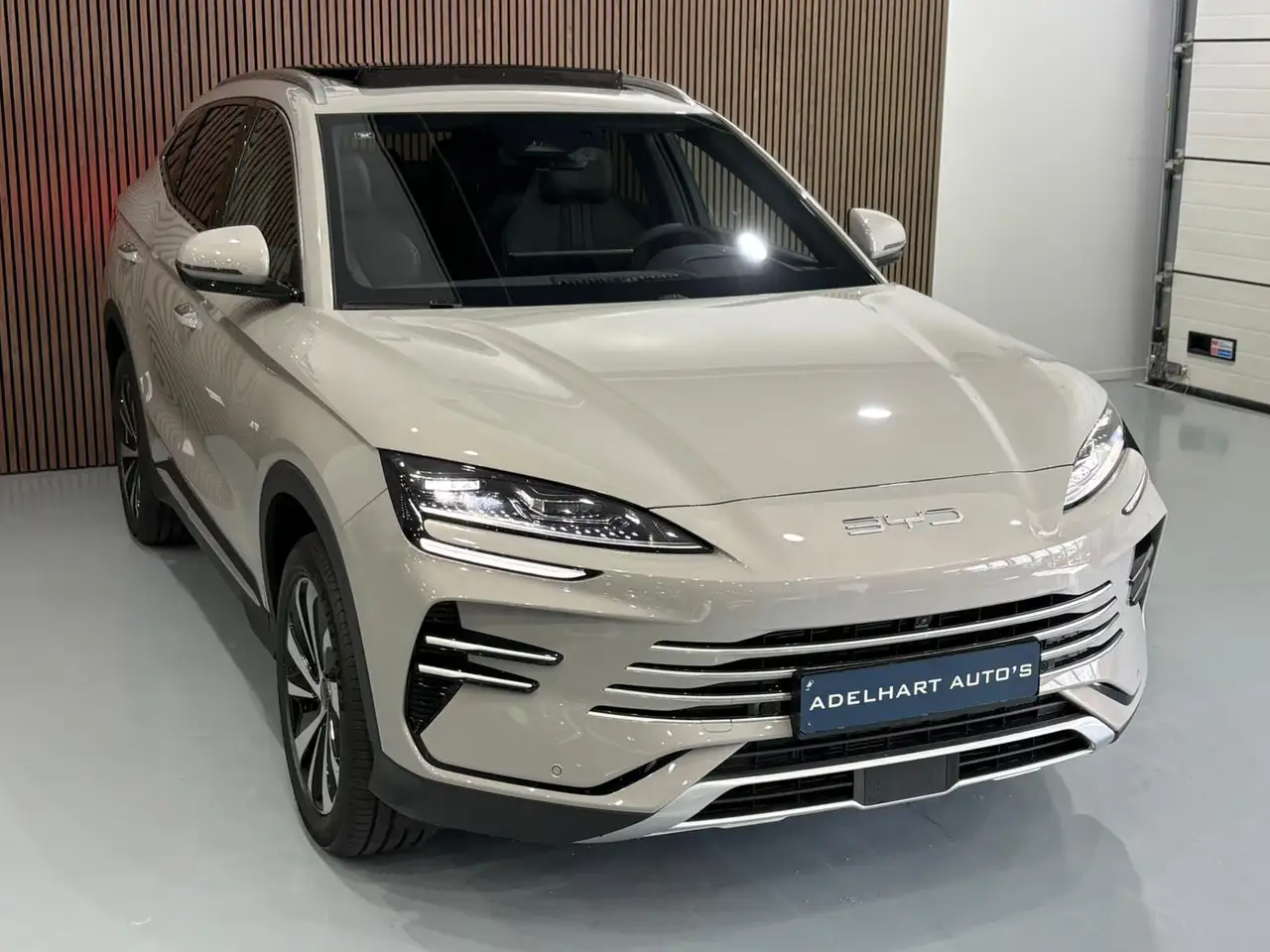 BYD Seal U 1.5 T DM-i AWD Design 325 PK / Panorama / Lederen, миниатюра 12