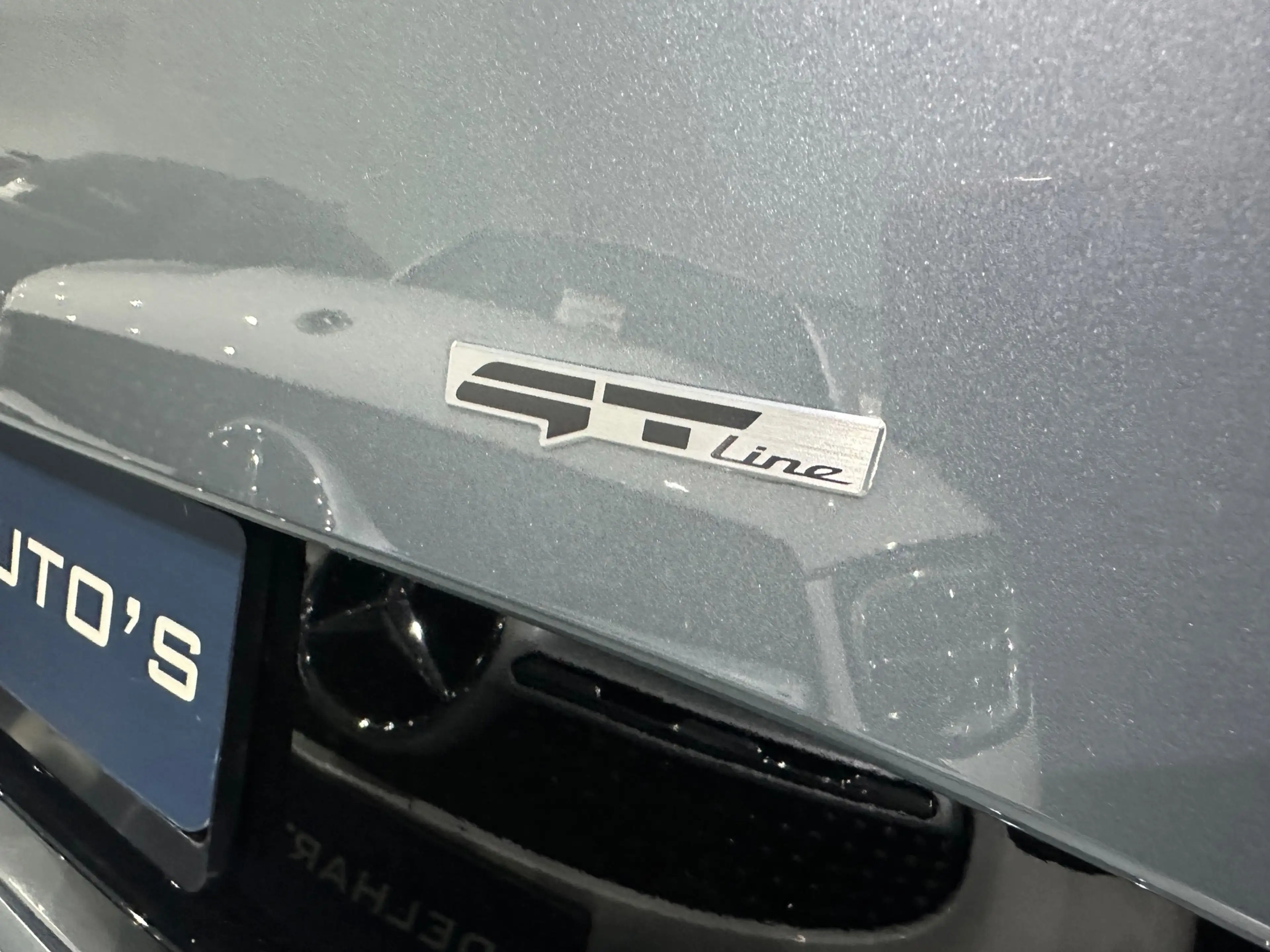 BYD Seal U 1.5 T DM-i AWD Design 325 PK / Panorama / Lederen — photo 40
