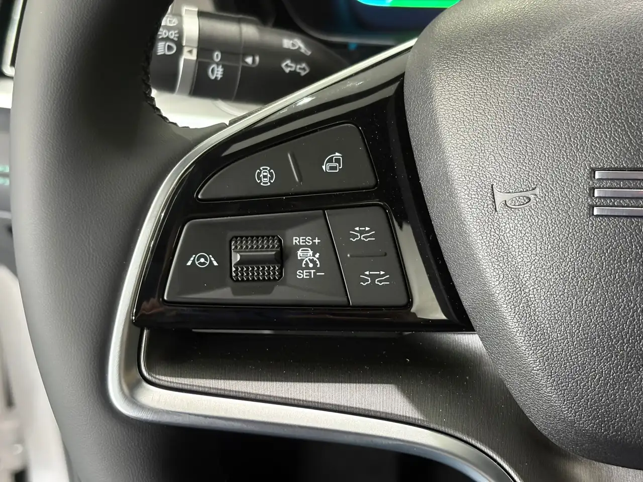 BYD Seal U 1.5 T DM-i AWD Design 325 PK / Panorama / Lederen, миниатюра 30