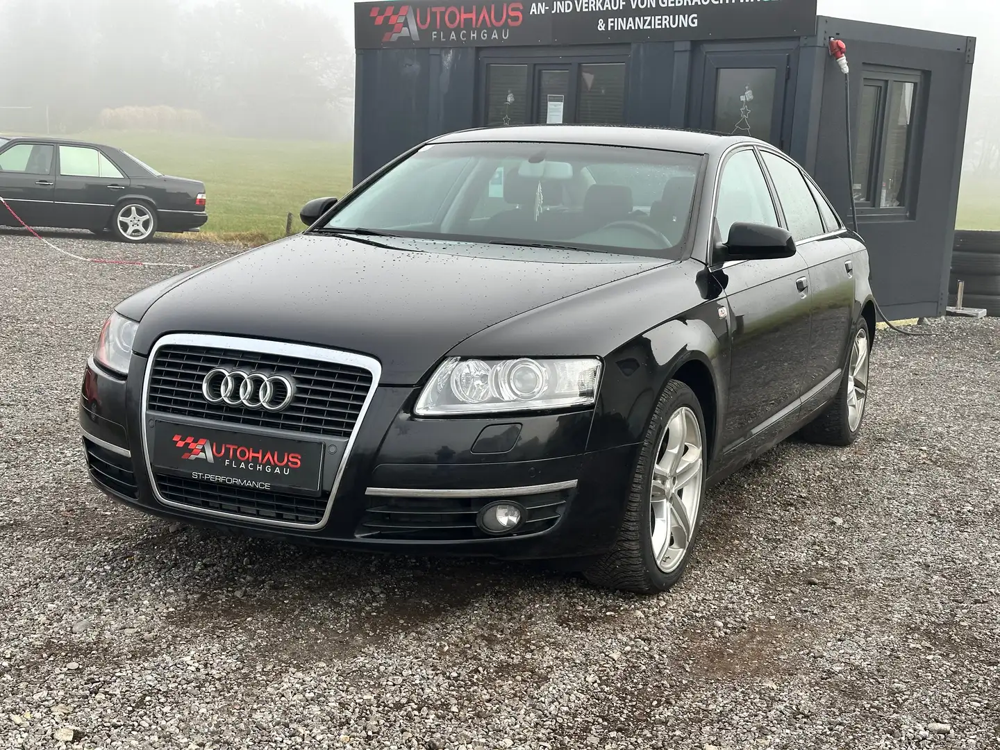 Audi A6 2.0 TDI*PDC*SHZ* Schwarz - 2