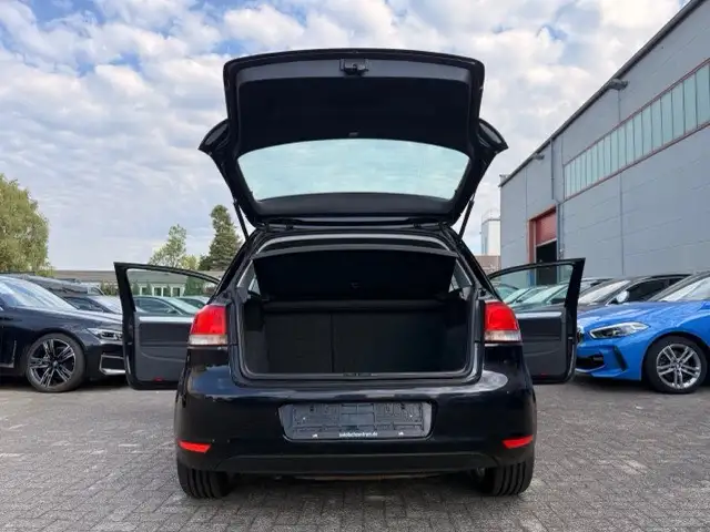 Volkswagen Golf view 15