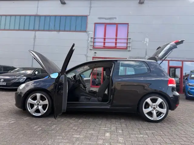 Volkswagen Golf view 13