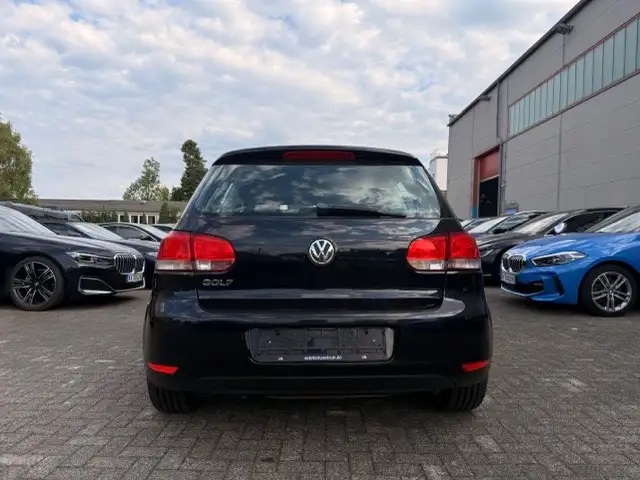Volkswagen Golf view 6
