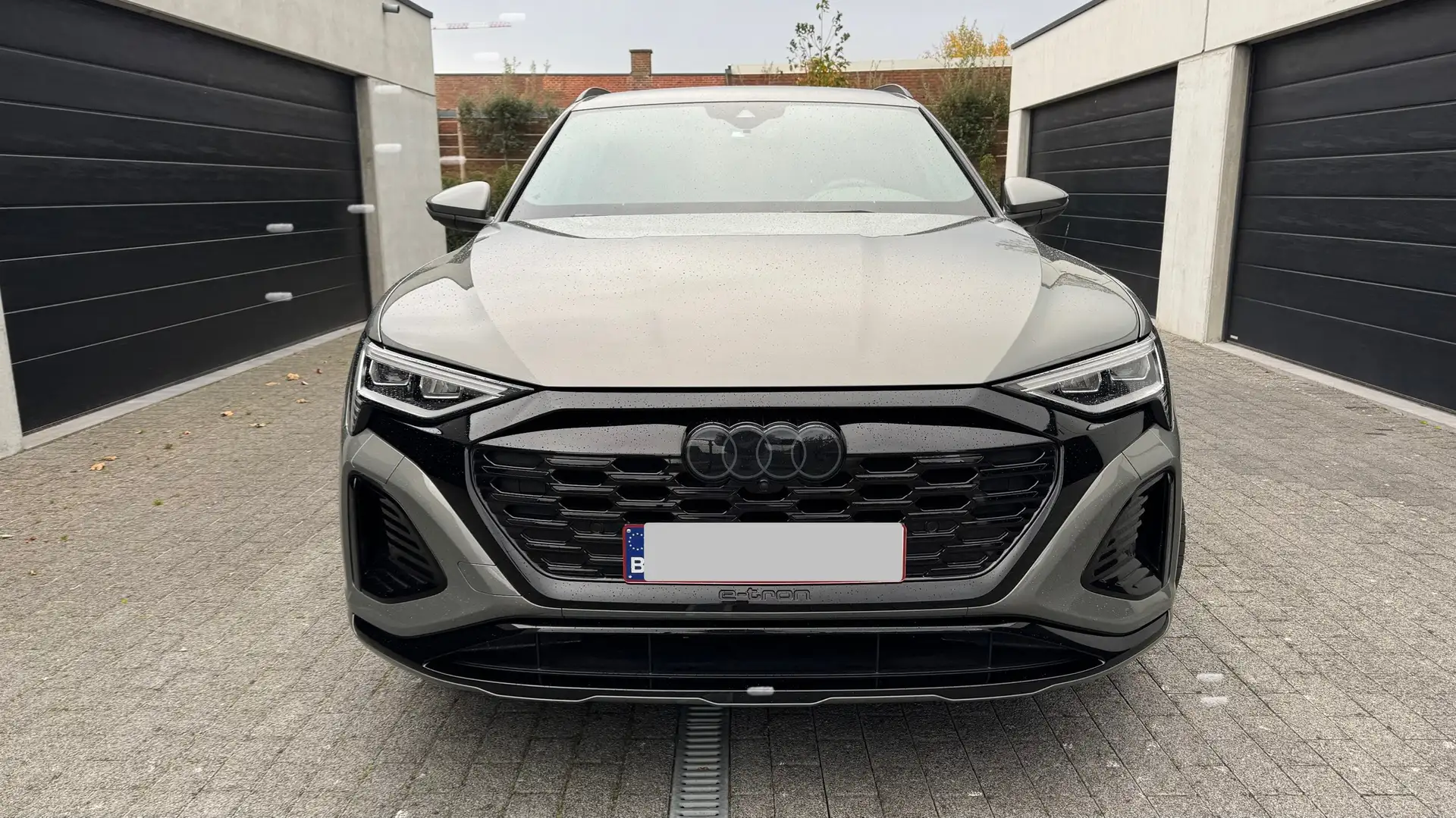 Audi Q8 e-tron 55 quattro S line (verkoop via factuur, BTW wagen) - 2