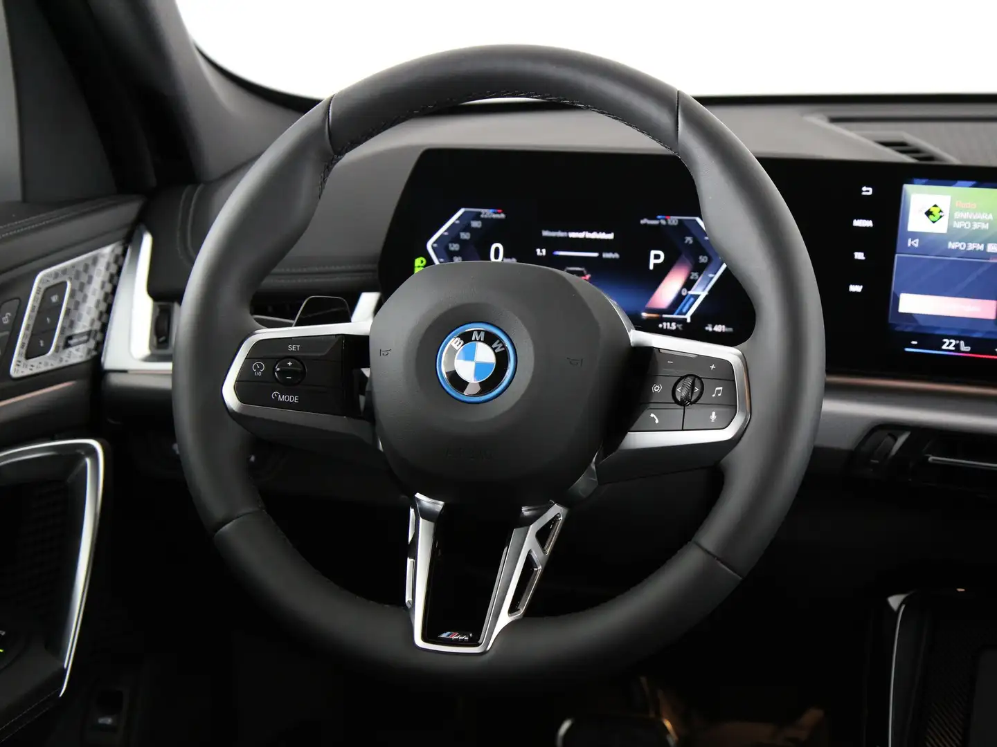 BMW iX1 eDrive20 67 kWh Noir - 2