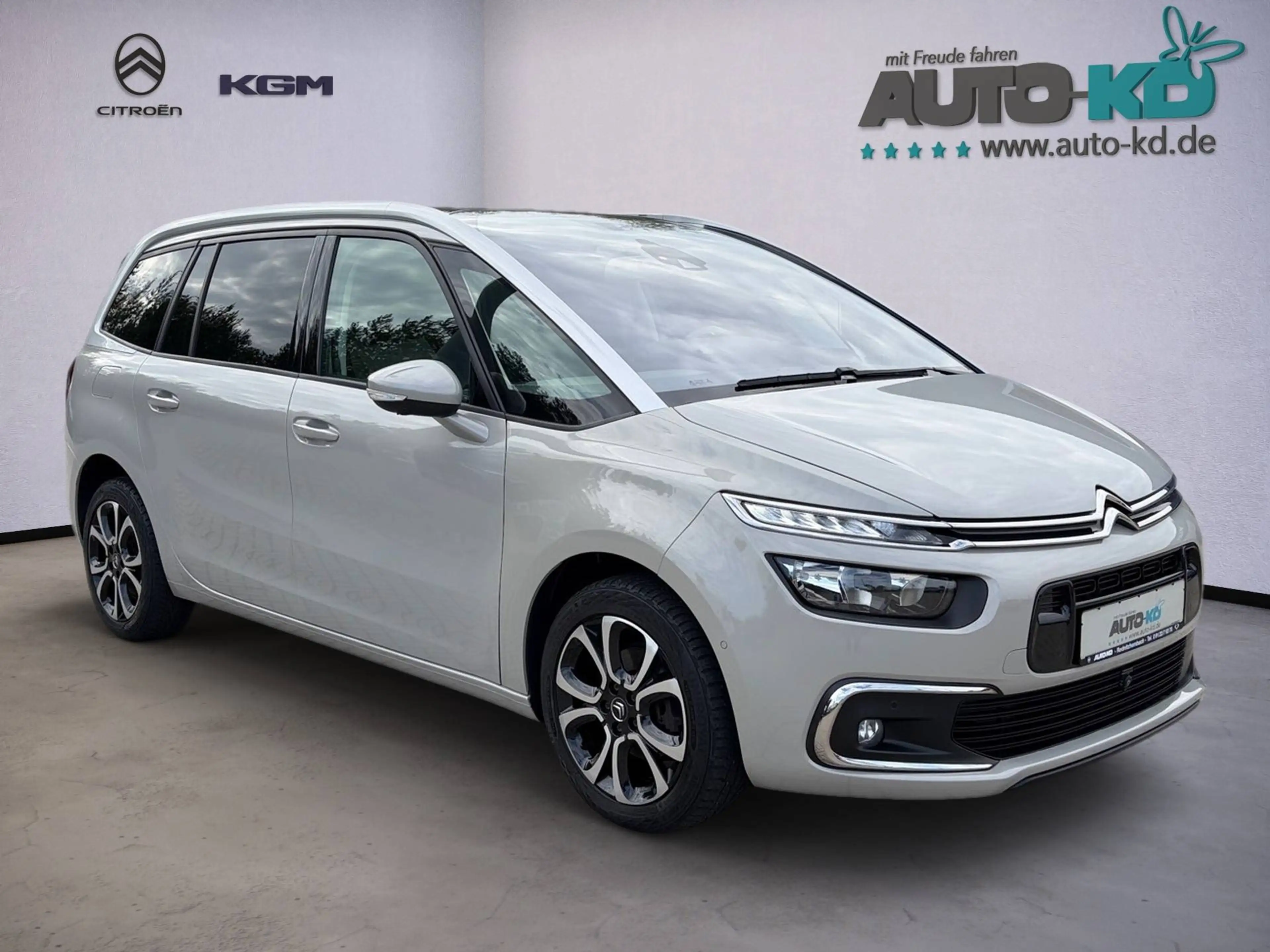 Citroen Grand C4 SpaceTourer C4 Spacetourer Diesel BlueHDi 130 Stop — photo 2