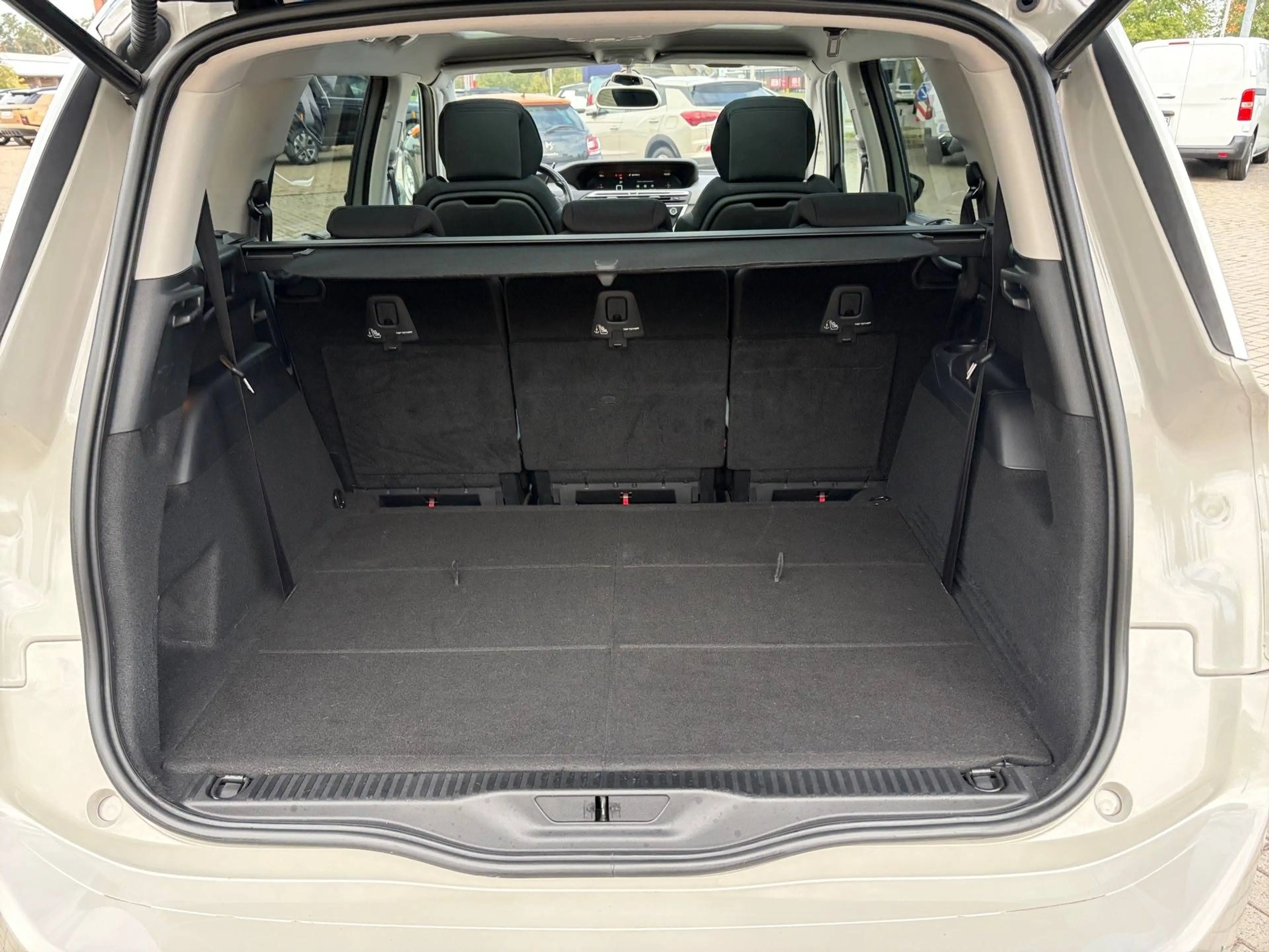 Citroen Grand C4 SpaceTourer C4 Spacetourer Diesel BlueHDi 130 Stop — photo 12