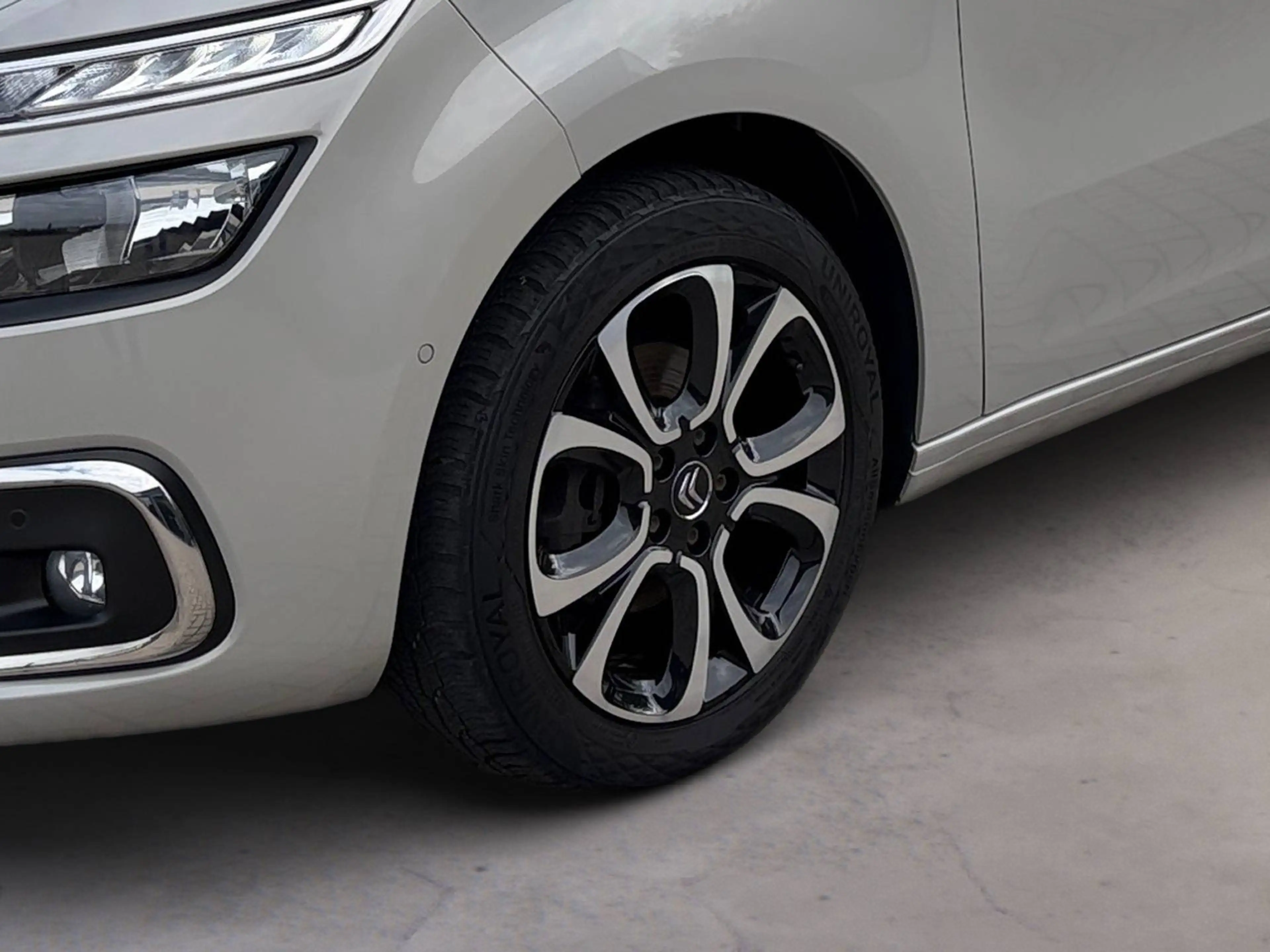 Citroen Grand C4 SpaceTourer C4 Spacetourer Diesel BlueHDi 130 Stop — photo 6