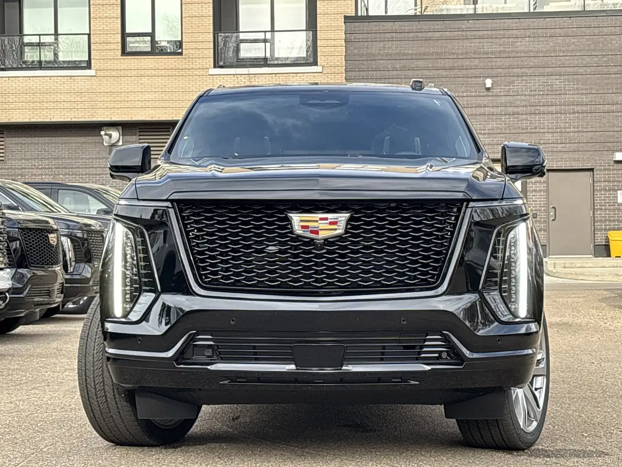 Cadillac Escalade снимка Cadillac Escalade