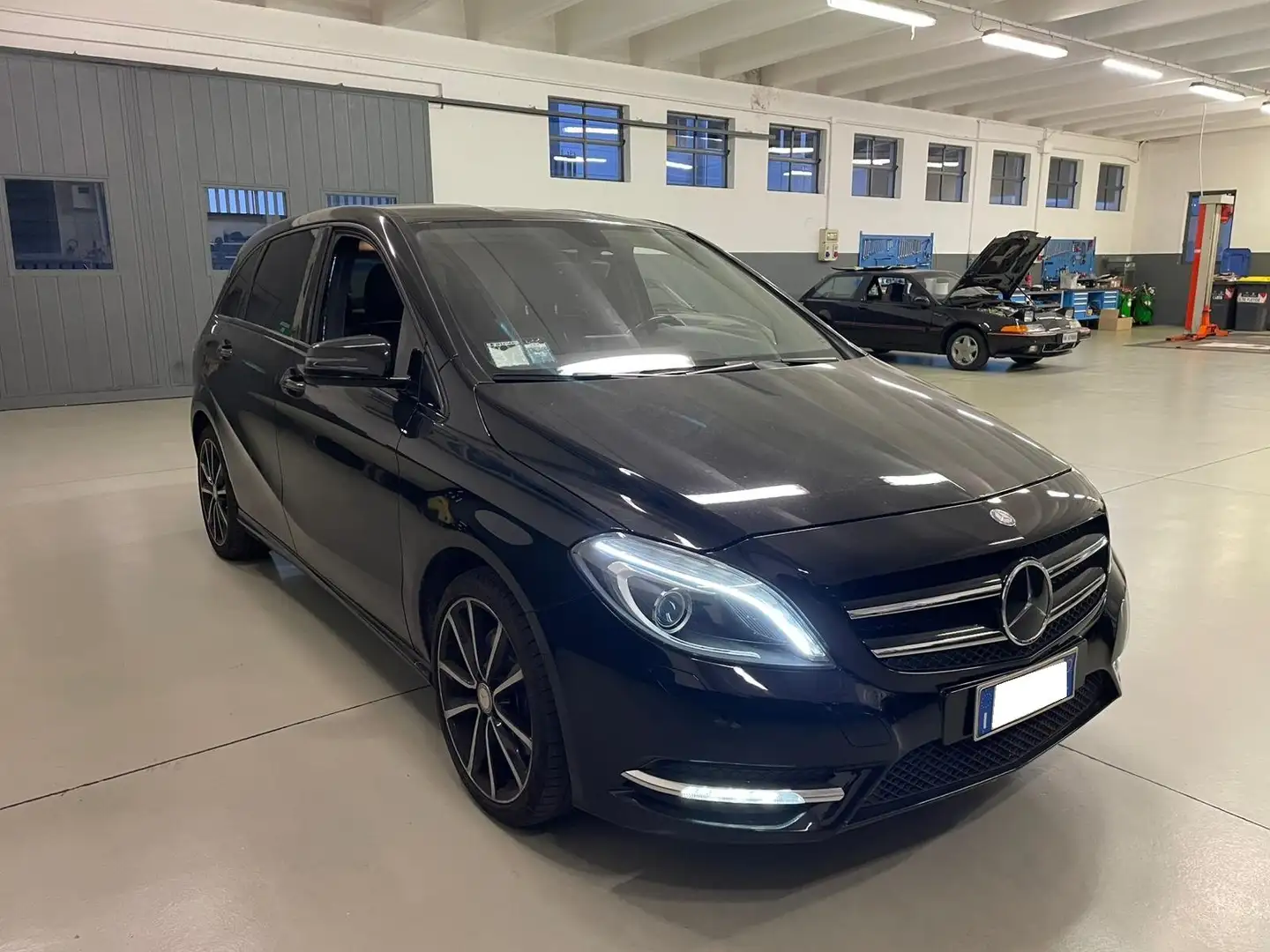 Mercedes-Benz B 250 Classe B - T246 be Premium auto Nero - 2
