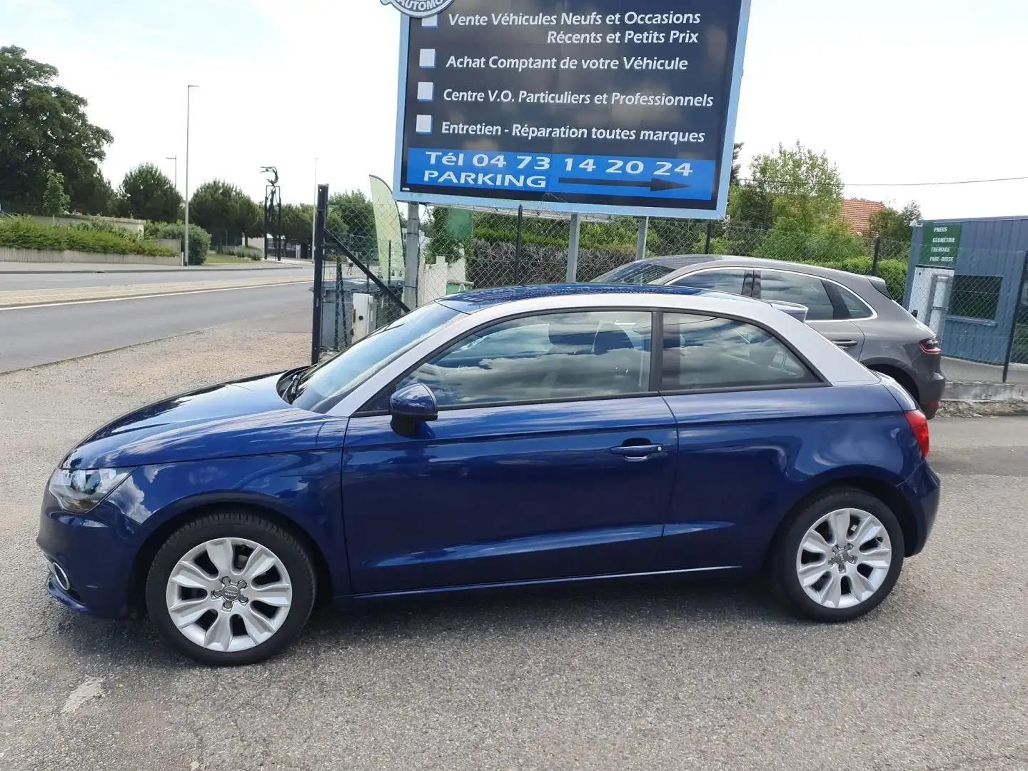 Audi A1 1.2 TFSI 86CH AMBIENTE Bleu - 2