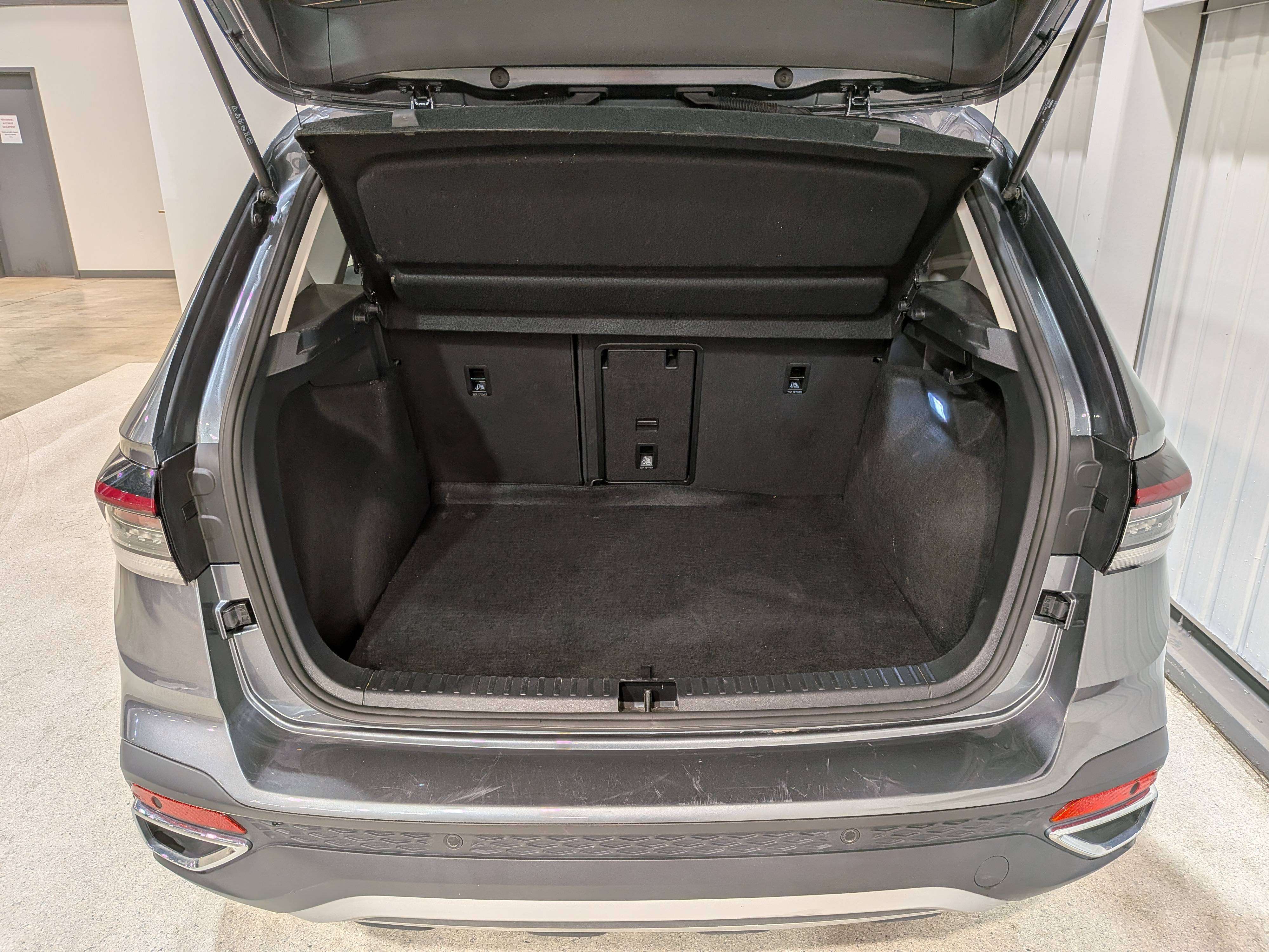 Volkswagen Taos 2025