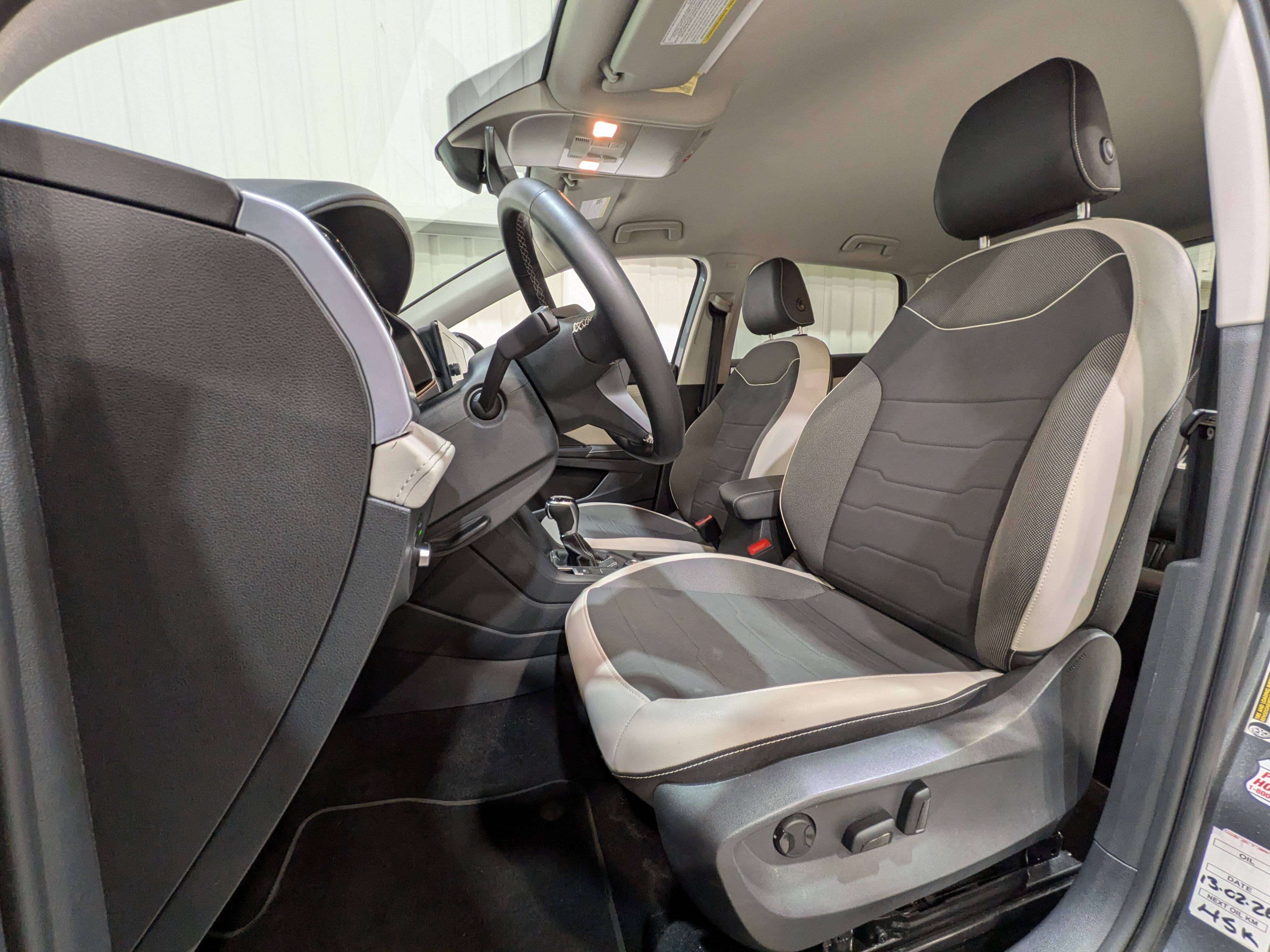 Volkswagen Taos 2025