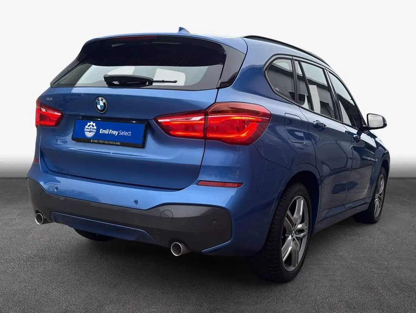BMW X1 xDrive20d Aut. M Sport AHK Pano LED Head-Up Blau - 2
