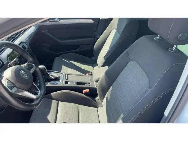 Volkswagen Unknown Model view 9