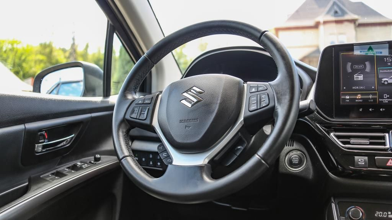 Suzuki S-Cross 1.4 Comfort AHK+SHZ+LED+2WD — photo 13