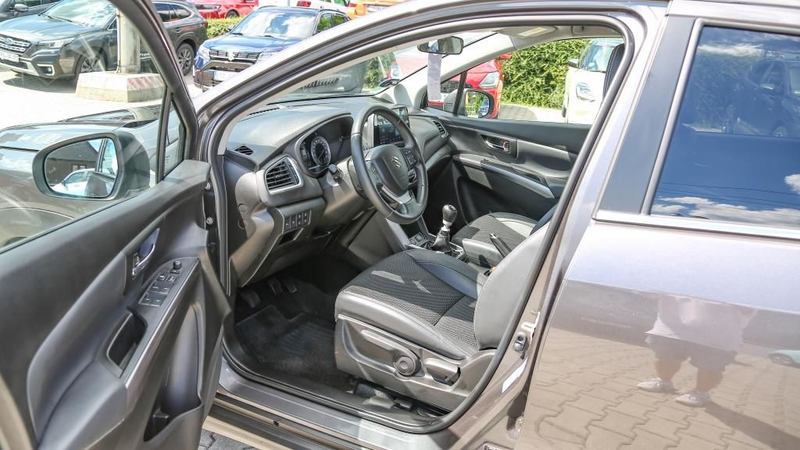 Suzuki S-Cross 1.4 Comfort AHK+SHZ+LED+2WD — photo 8