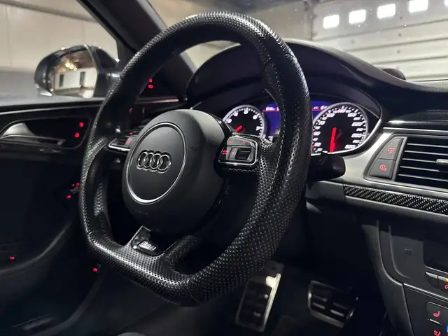 Audi RS6 view 10