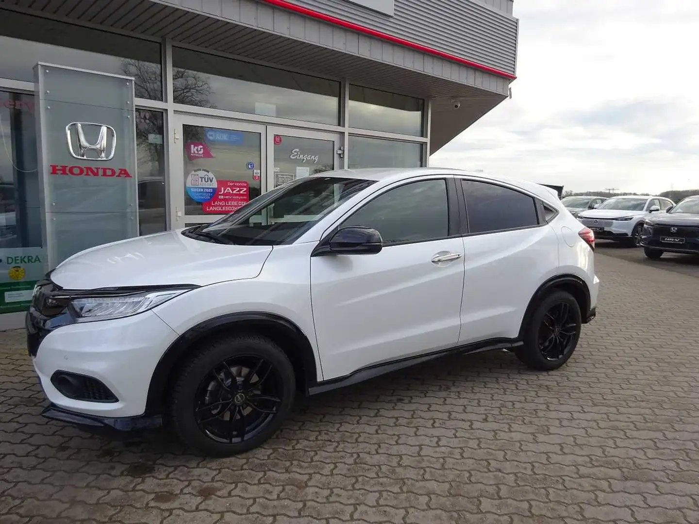Honda HR-V 1.5 i-VTEC TURBO CVT Sport*Winterräder, Navi Weiß - 2