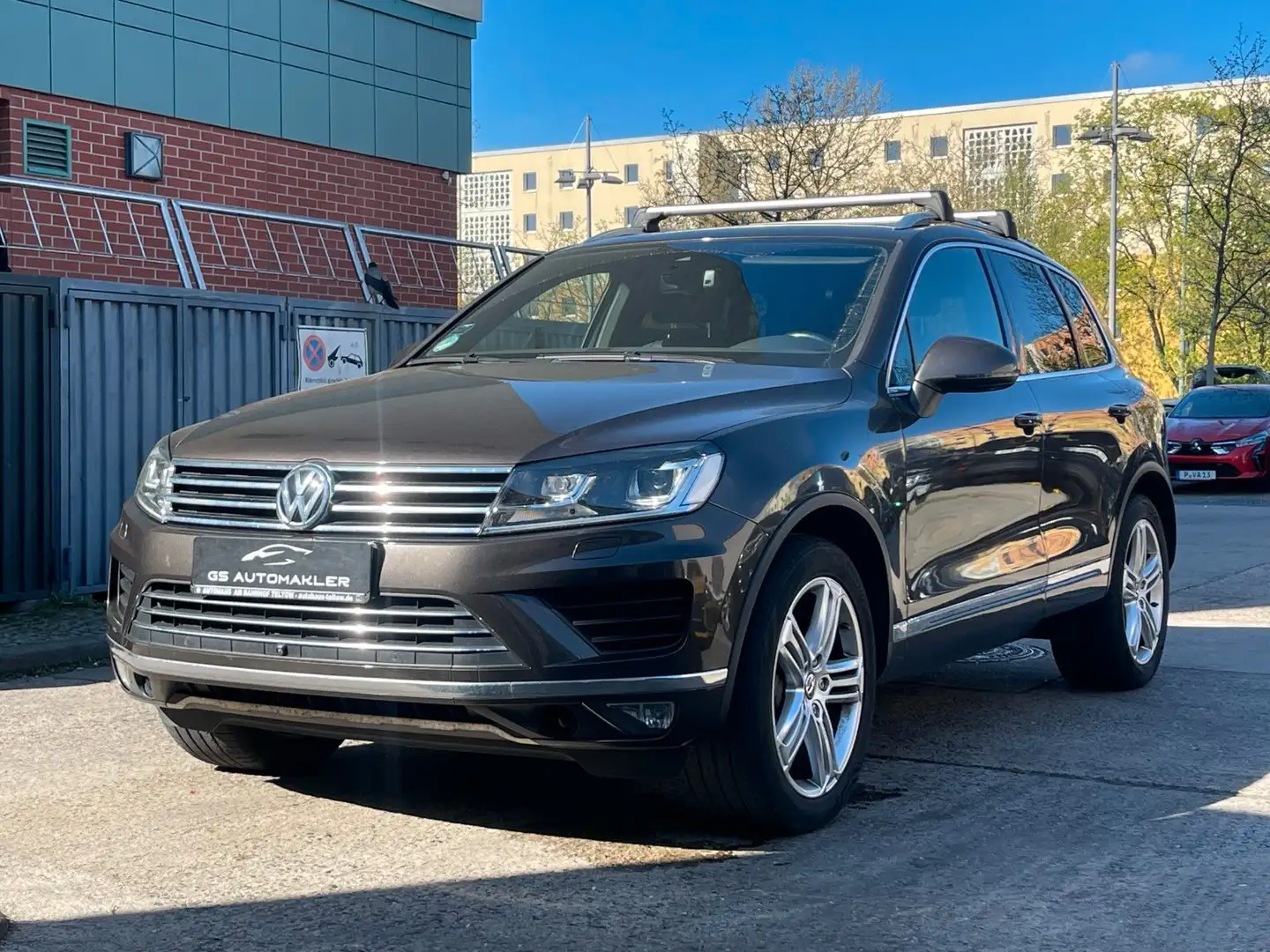 Volkswagen Touareg V6 TDI 4Motion STDHZ PANO AHK LED Schwarz - 2