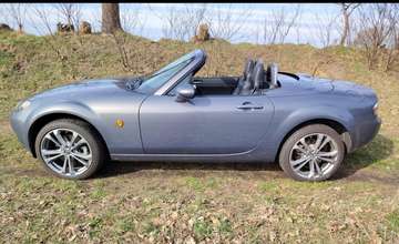 MX-5 1.8 MZR Roadster Coupe Niseko