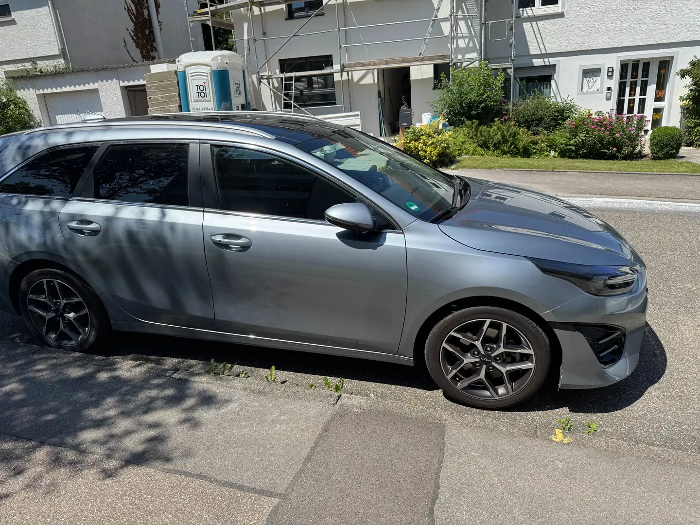 Kia Ceed SW / cee'd SW Ceed SW 1.6 GDI DCT OPF Plug-in-Hybrid Platinum Ed Grau - 1