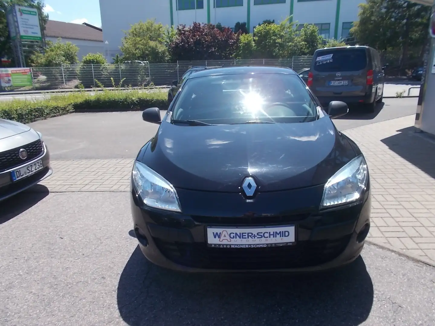 Renault Megane TomTom Edition 1.6 16V Schwarz - 2