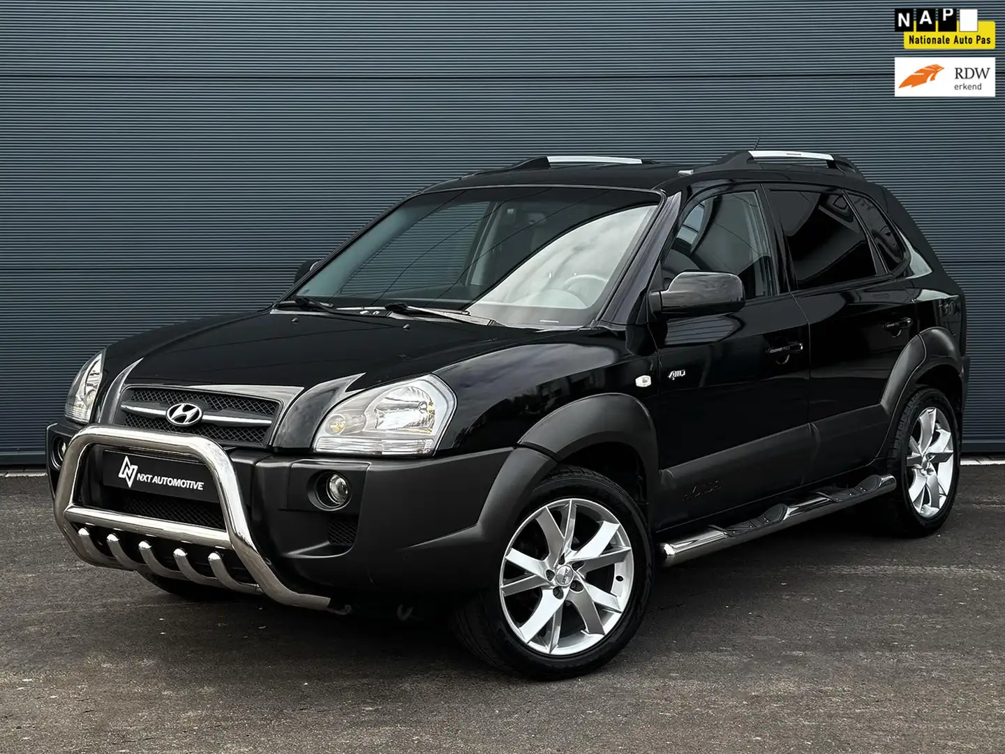 Hyundai TUCSON 2.7 V6 4WD Automaat, leder, stoelverwarming, touch Noir - 1