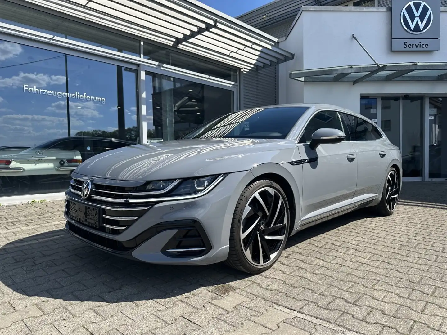 Volkswagen Arteon Shooting Brake R-LINE 2.0TSI DSG*LED*KAMERA*20-ZOL Gris - 1