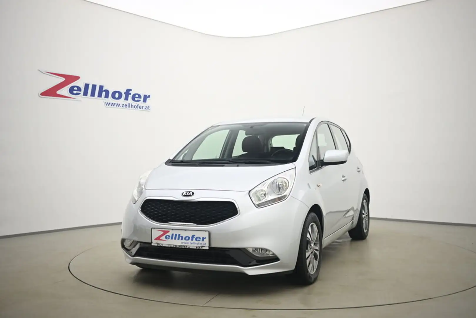 Kia Venga 1,6 MPI Silber Aut. Argent - 1