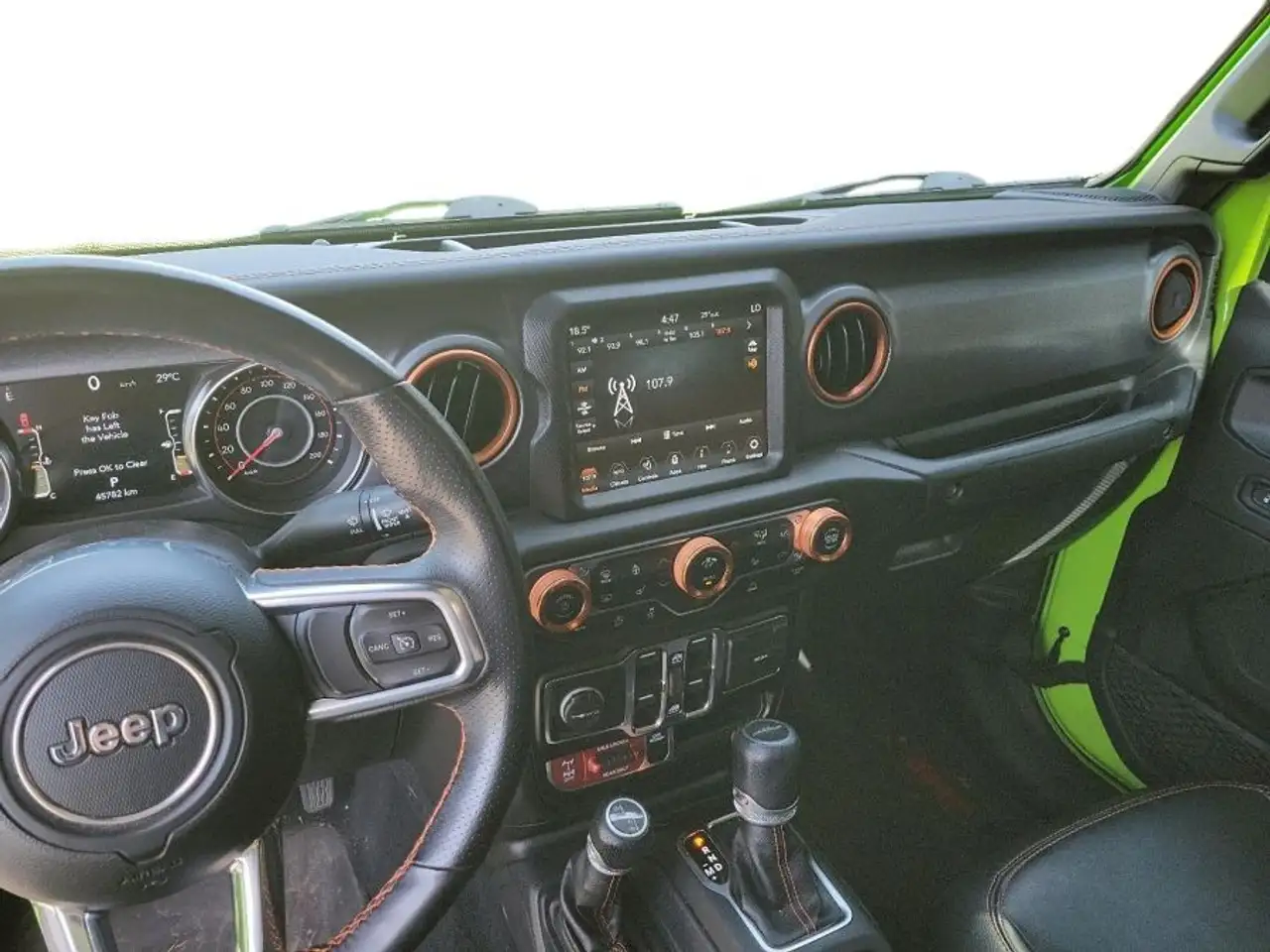 Jeep Gladiator photo Jeep Gladiator
