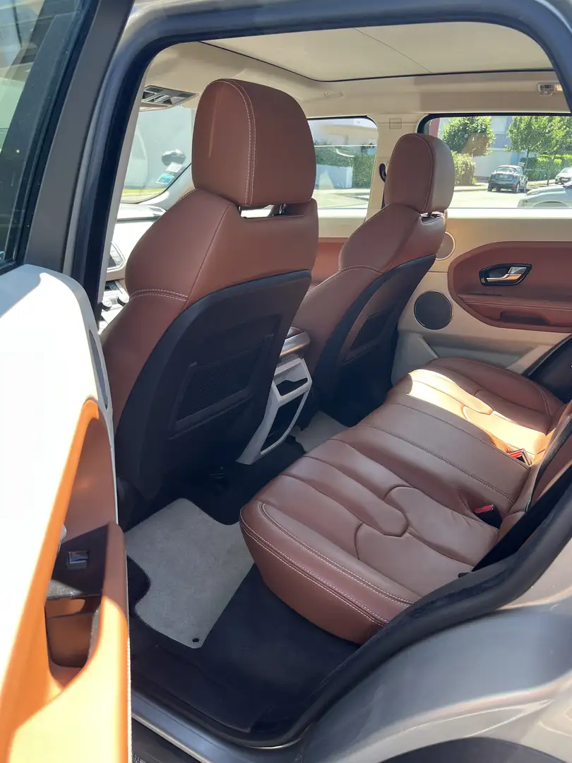 Land Rover Range Rover Evoque SD4 Prestige A - 2