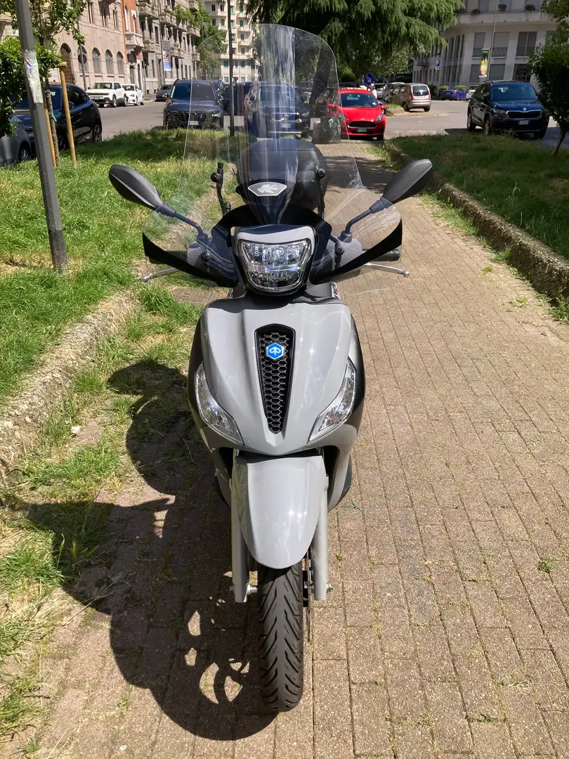 Piaggio Medley 125 Sport ABS Gri - 1
