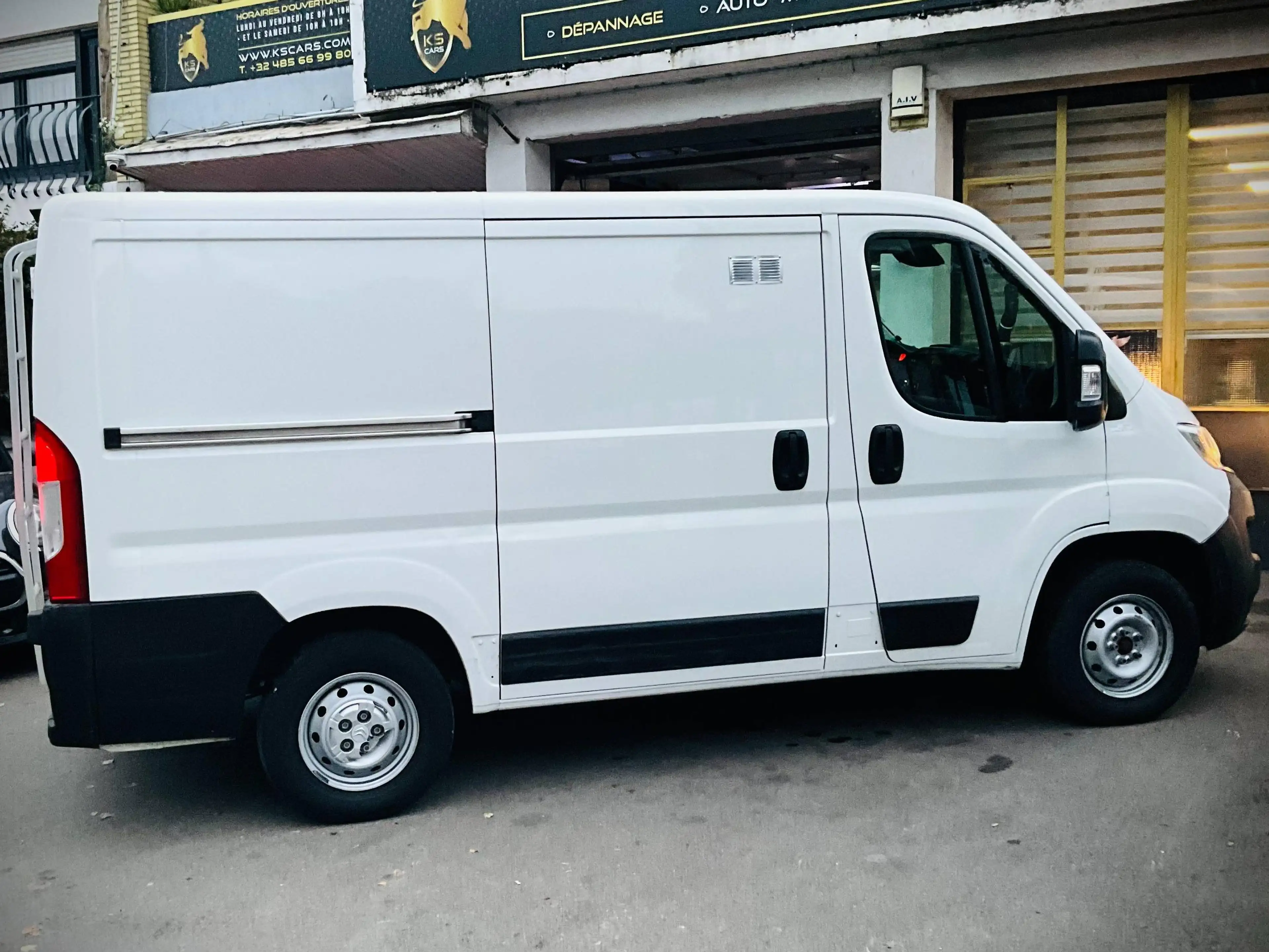 Citroen Jumper 2.2 HDi L2H2 — photo 10