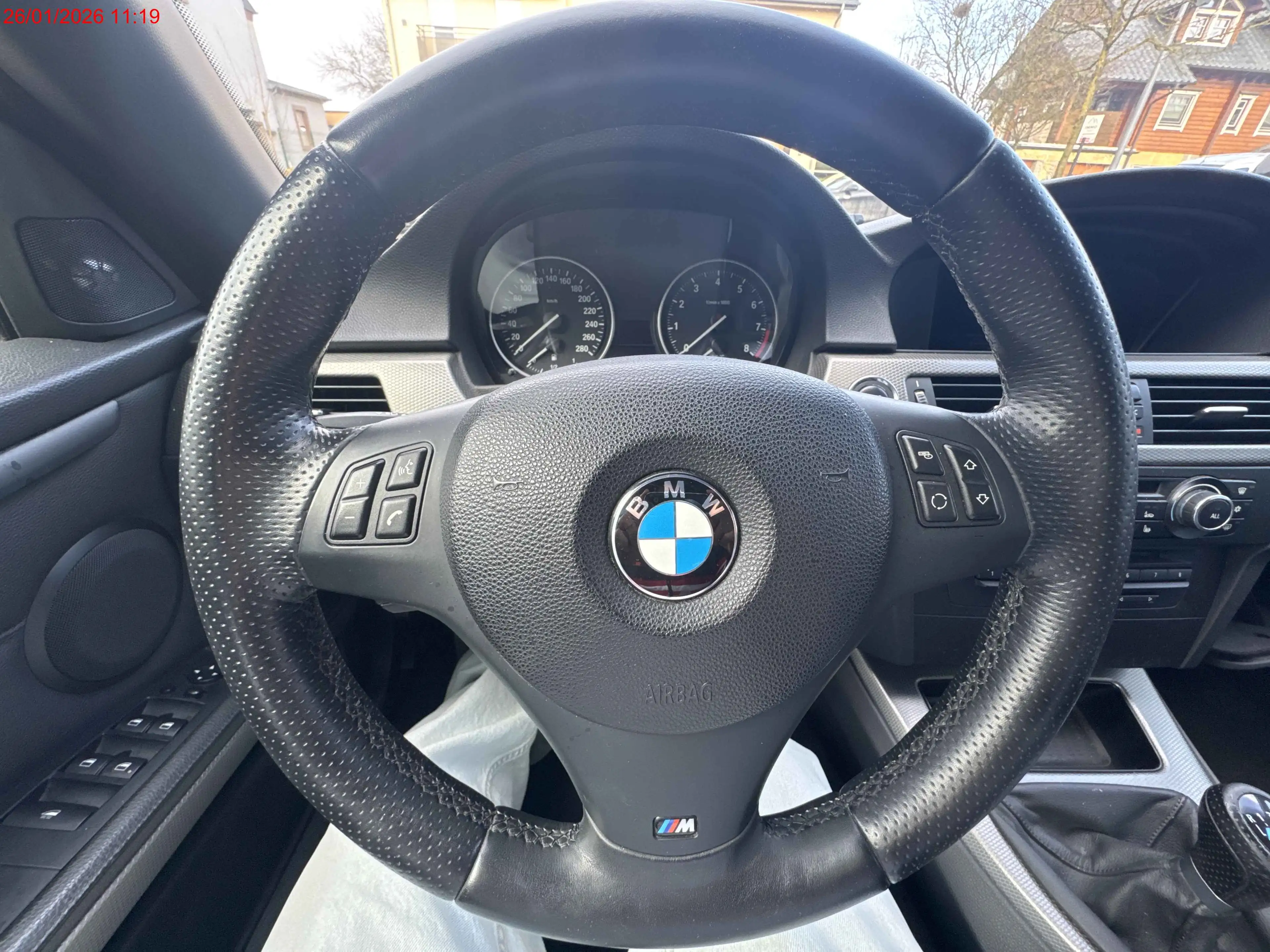 BMW 325 CABRIO — photo 15